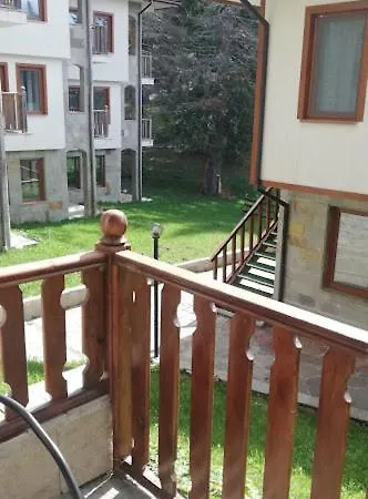 Appartement 9 *